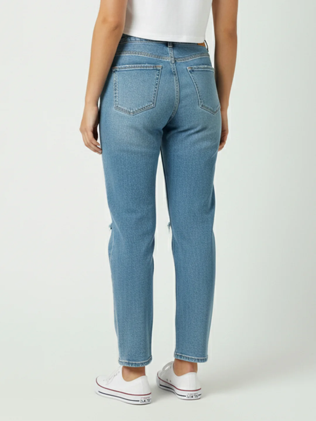 Women Blue High-Rise Mom Fit Jeans - Image 3