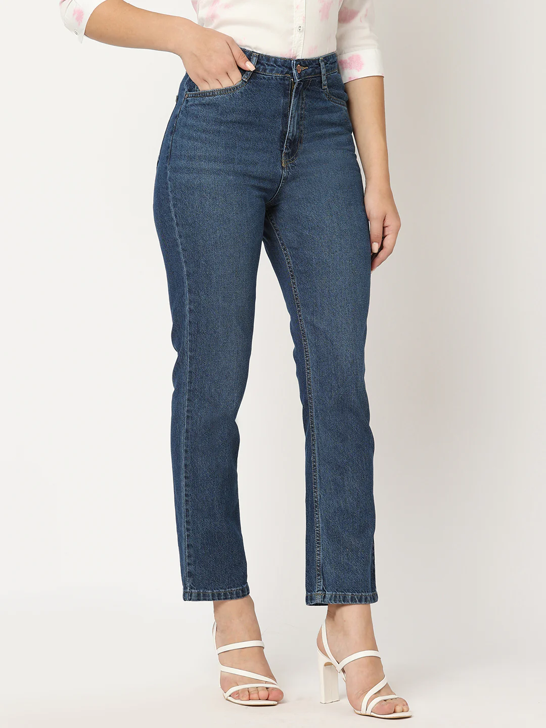 Women Blue High-Rise Relax Straight Fit Jeans - Image 6