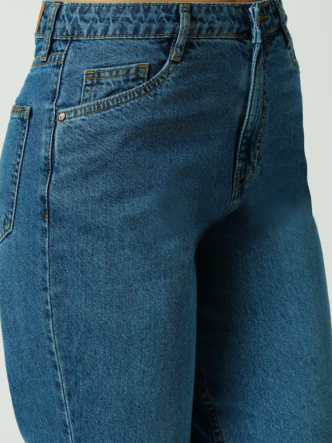 Women Blue High-Rise Relaxed Straight Fit Jeans - Image 5