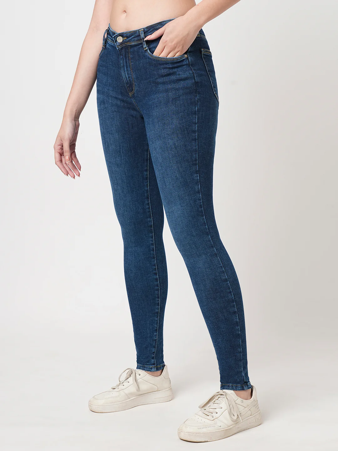 Women Blue High-Rise Skinny Jeans - Image 6