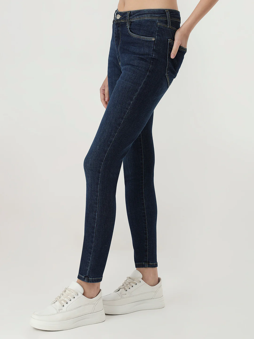 Women Blue High-Rise Skinny Jeans - Image 7