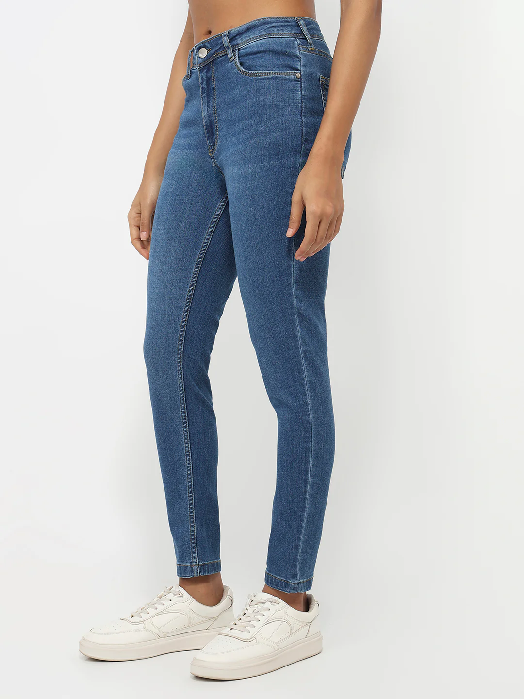 Women Blue High-Rise Skinny Jeans - Image 8