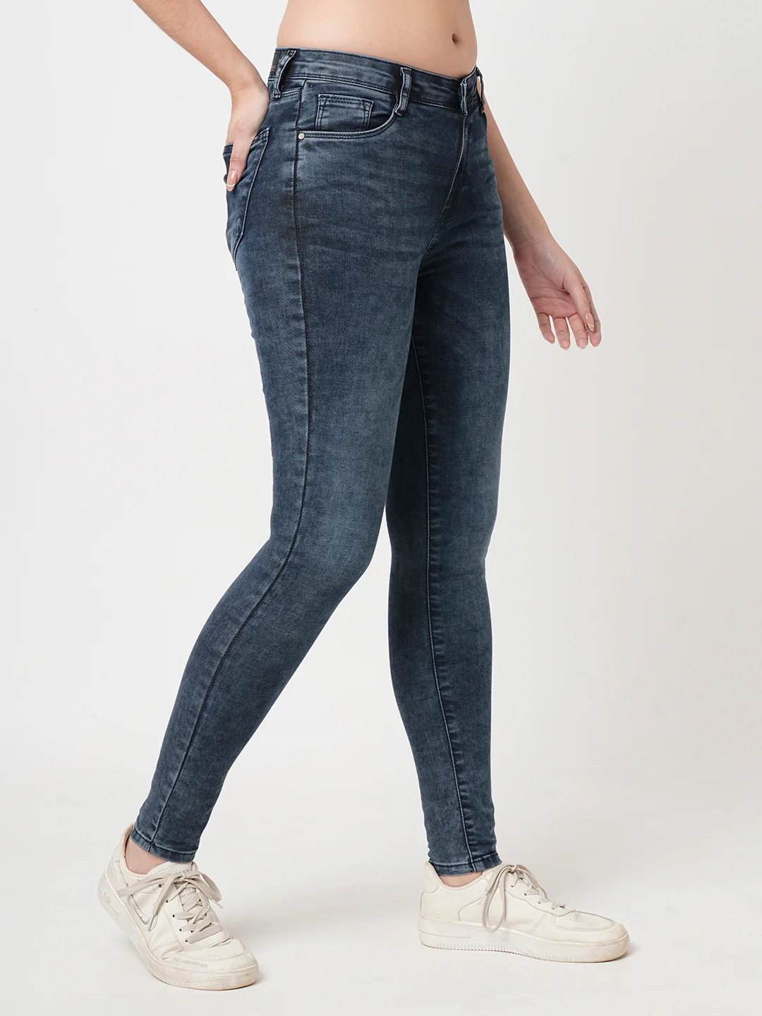 Women Blue High-Rise Skinny Jeans - Image 6
