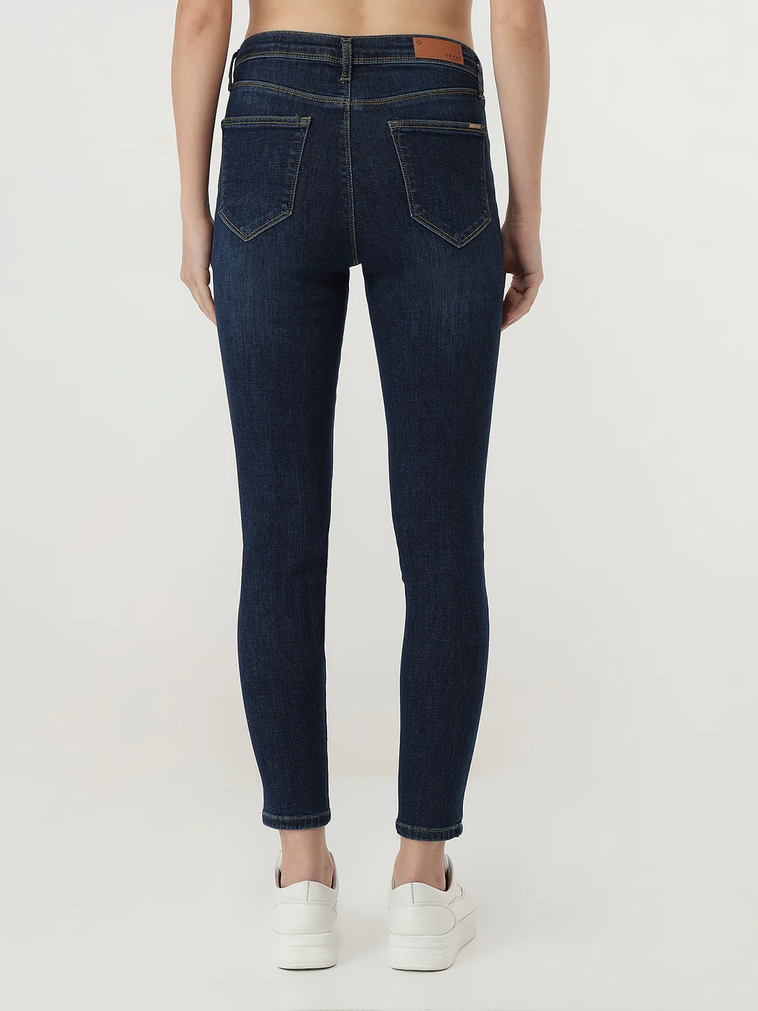Women Blue High-Rise Skinny Jeans - Image 3