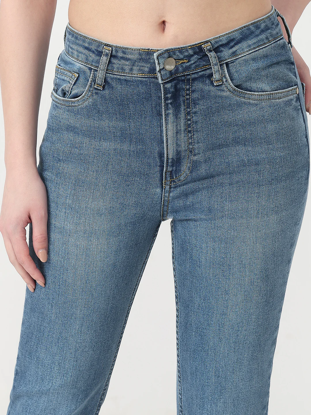 Women Blue High-Rise Slim Straight Jeans - Image 5