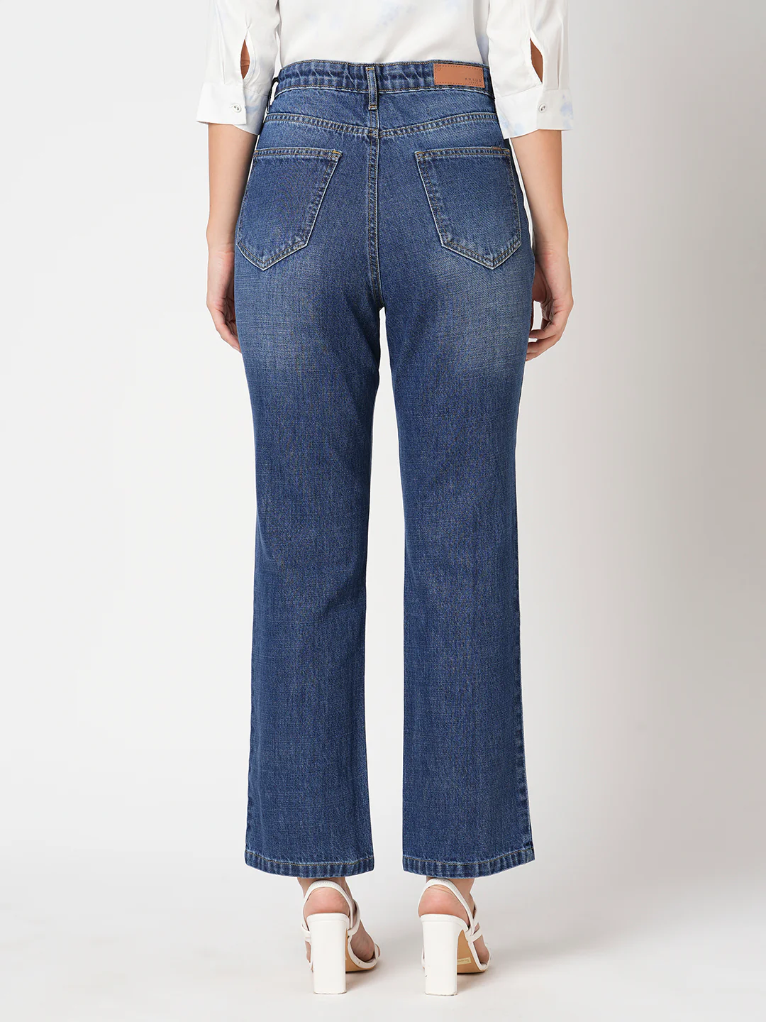 Women Blue High-Rise Straight Fit Jeans - Image 3