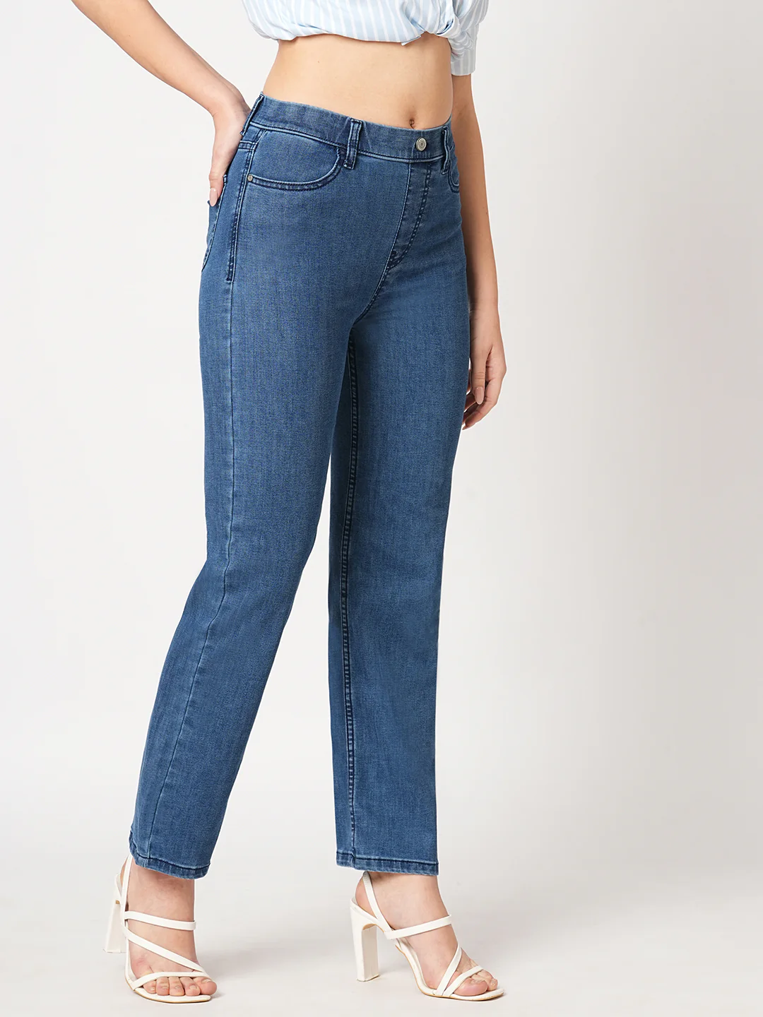 Women Blue High-Rise Straight Fit Jeans - Image 6