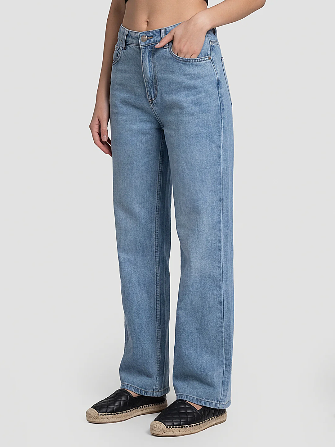 Women Blue High-Rise Super Wide Leg Jeans - Image 4