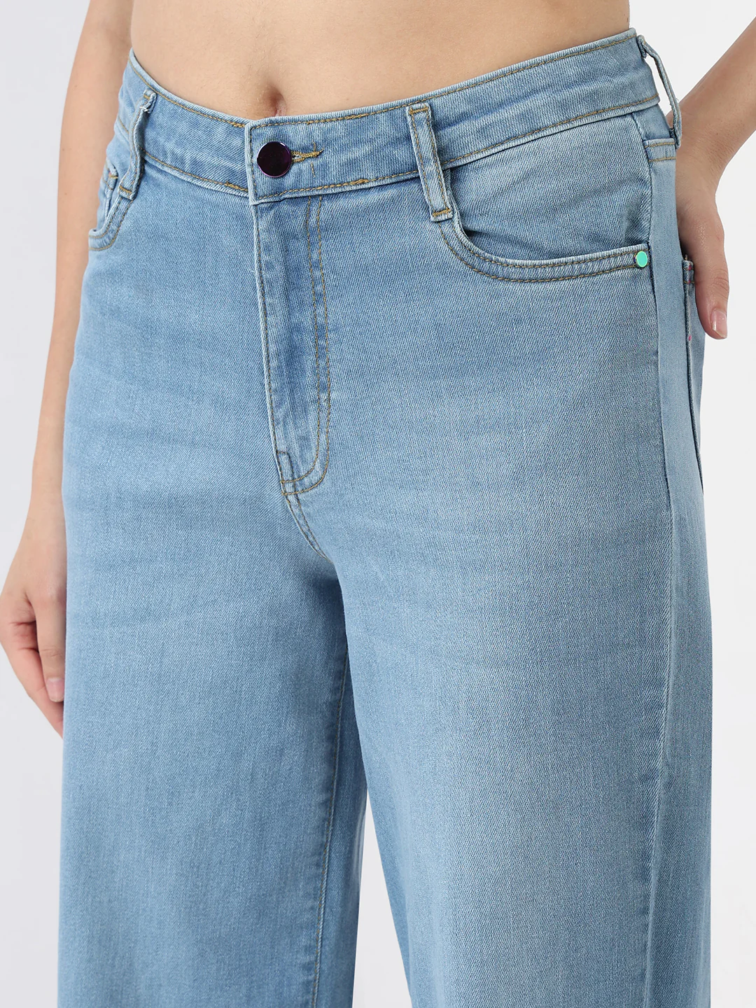 Women Blue High-Rise Wide Leg Jeans - Image 5