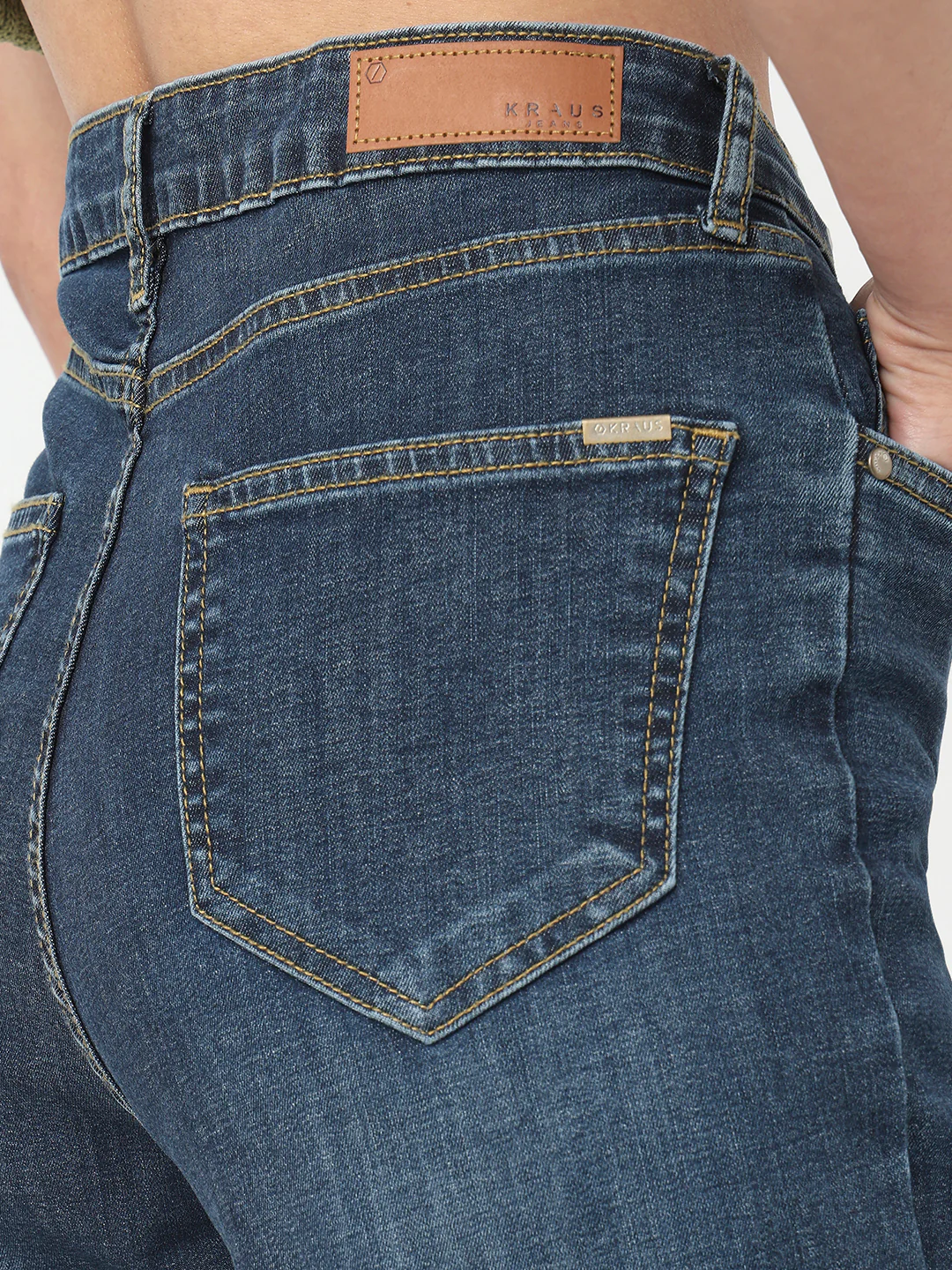 Women Blue High-Rise Wide Leg Jeans - Image 7