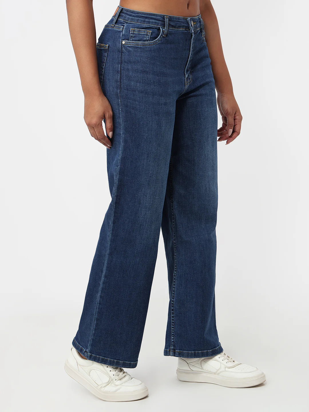 Women Blue High-Rise Wide Leg Jeans - Image 6