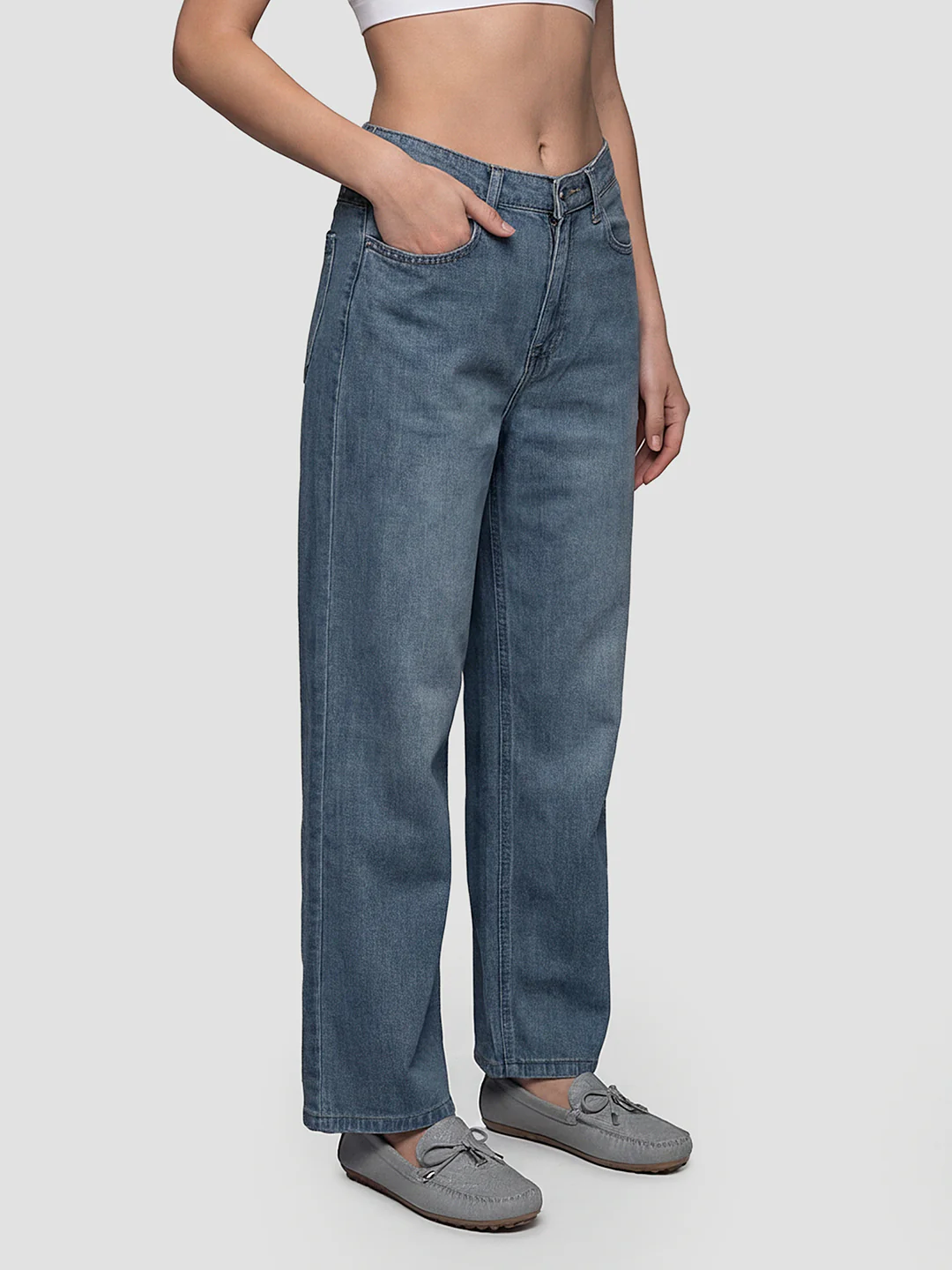 Women Blue High-Rise Wide Leg Jeans - Image 4