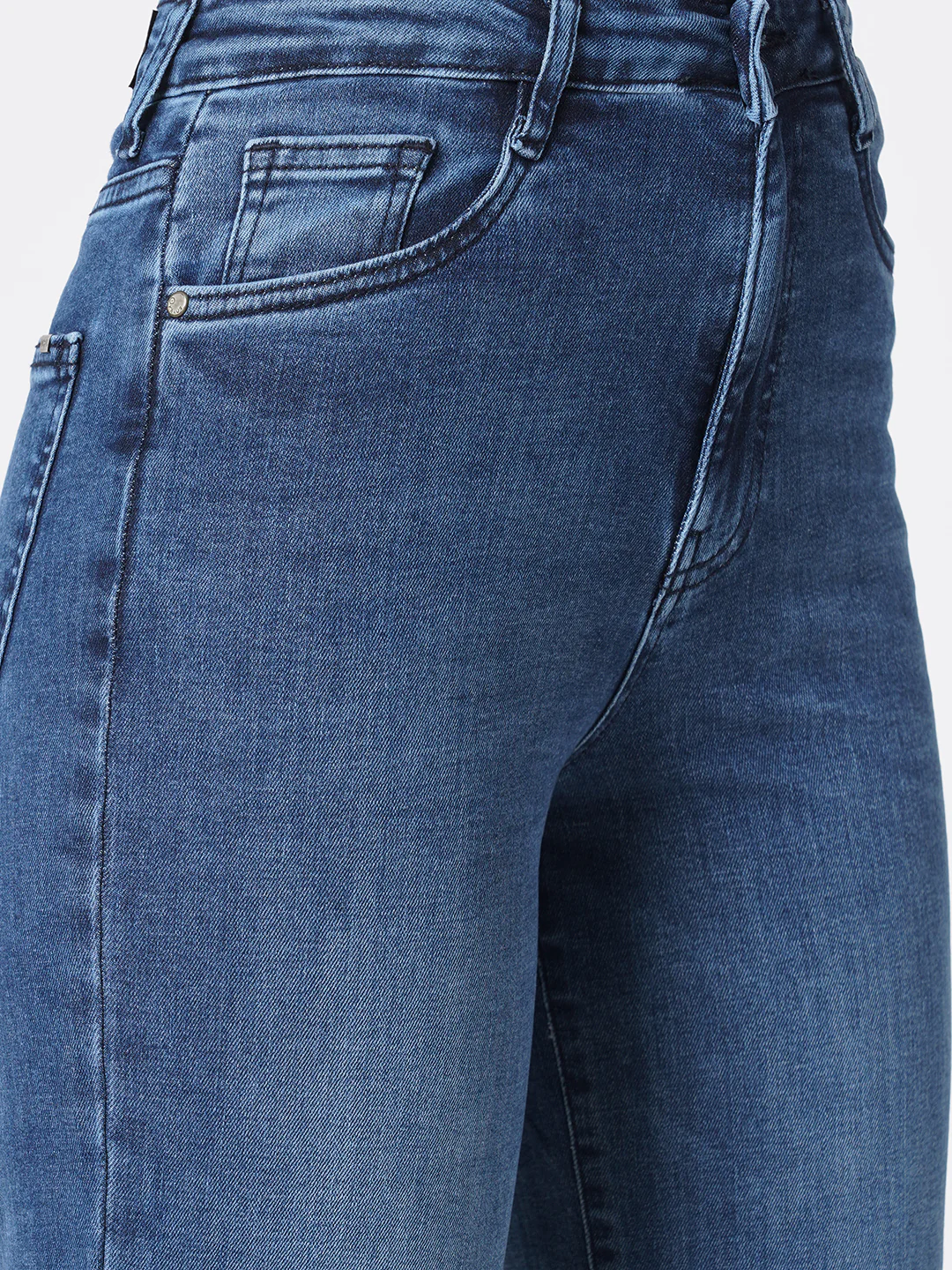 Women Blue High-Rise Wide Leg Jeans - Image 5