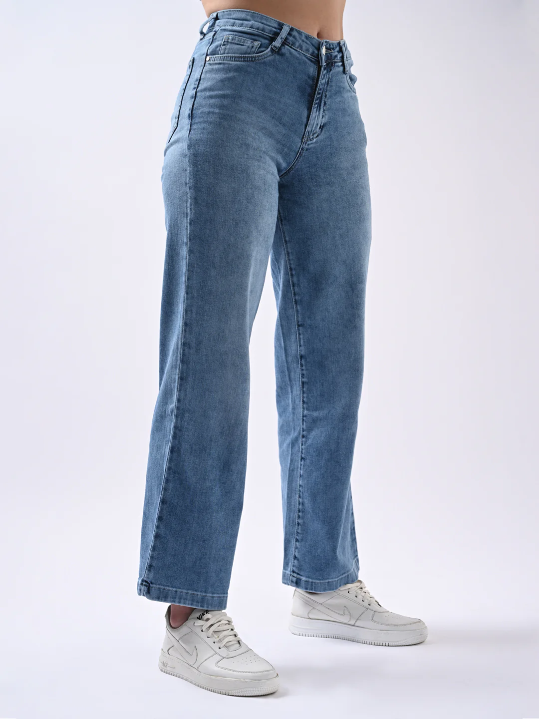 Women Blue High-Rise Wide Leg Jeans - Image 4