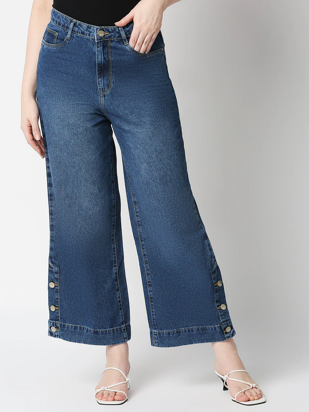 Women Blue High-Rise Wide Leg Jeans - Image 2