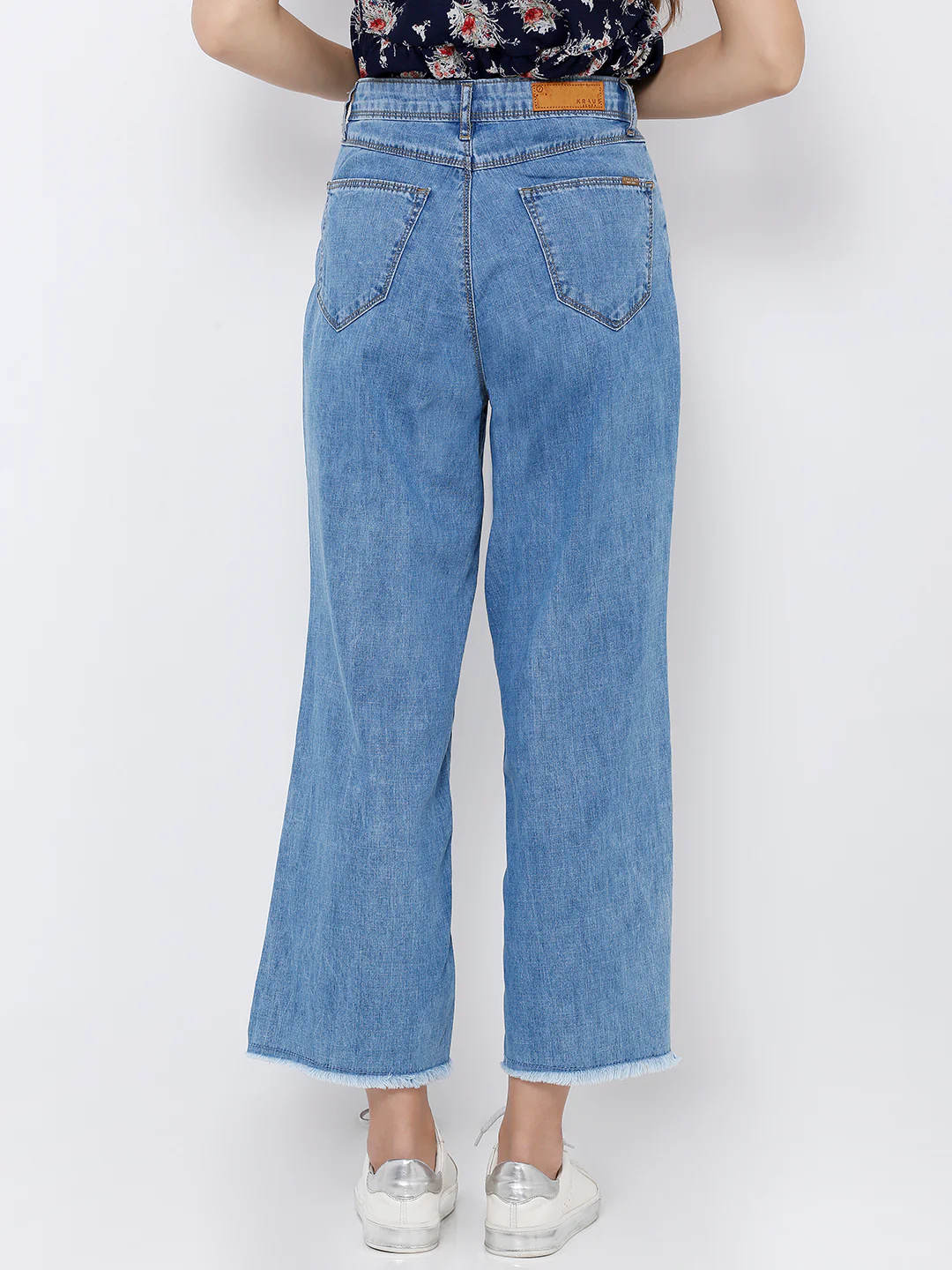 Women Blue High-Rise Wide Leg Jeans - Image 3