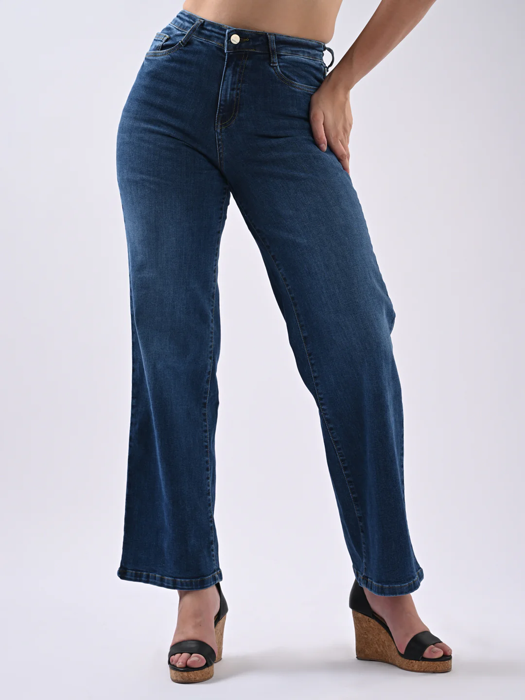 Women Blue High-Rise Wide Leg Jeans - Image 2