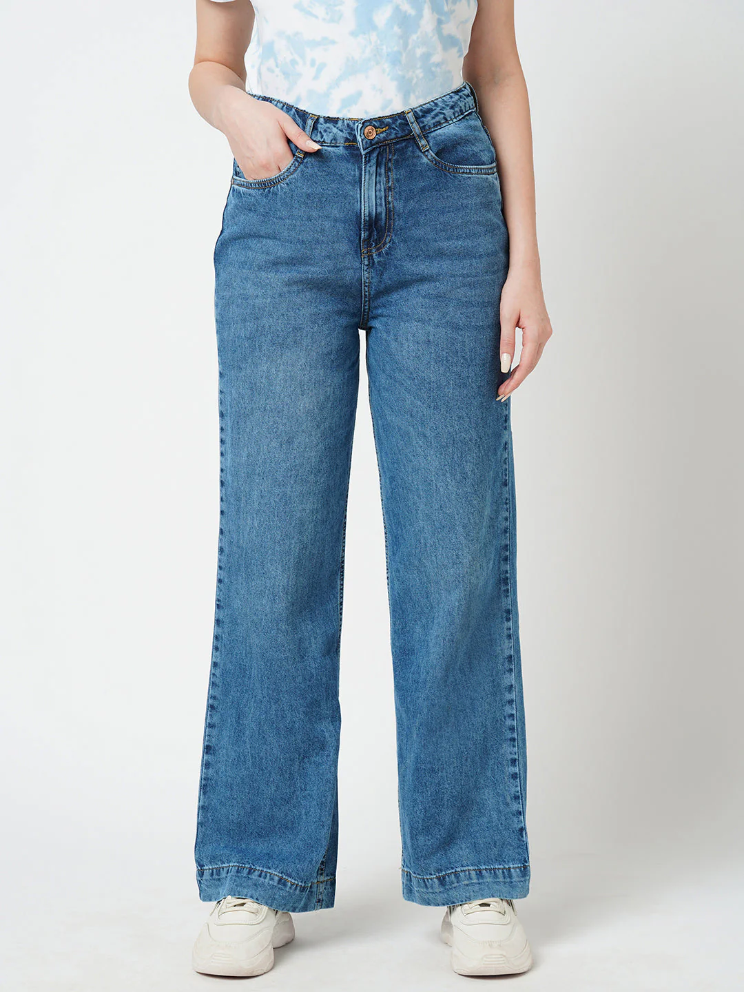 Women Blue High-Rise Wide Leg Jeans - Image 2