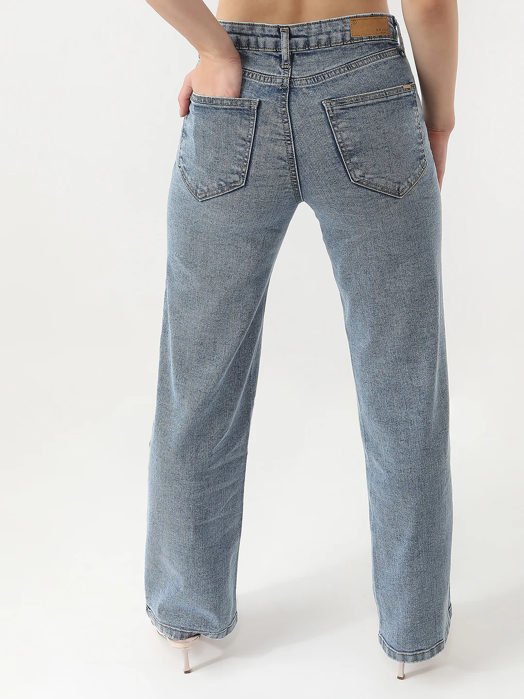 Women Blue High-Rise Wide Leg Jeans - Image 3