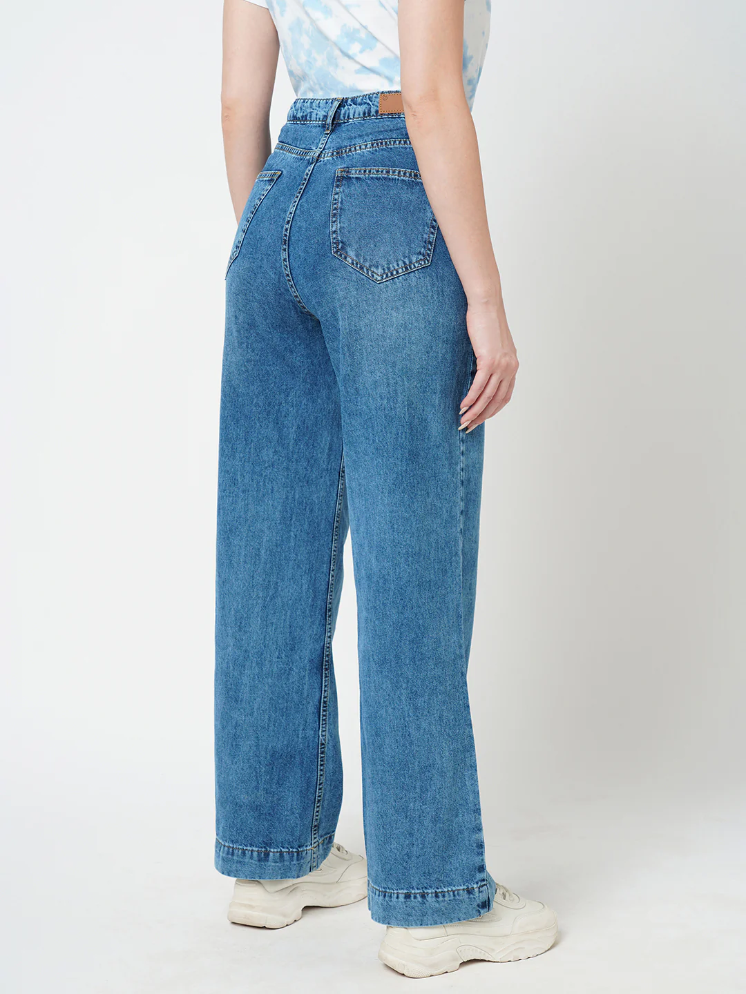 Women Blue High-Rise Wide Leg Jeans - Image 3
