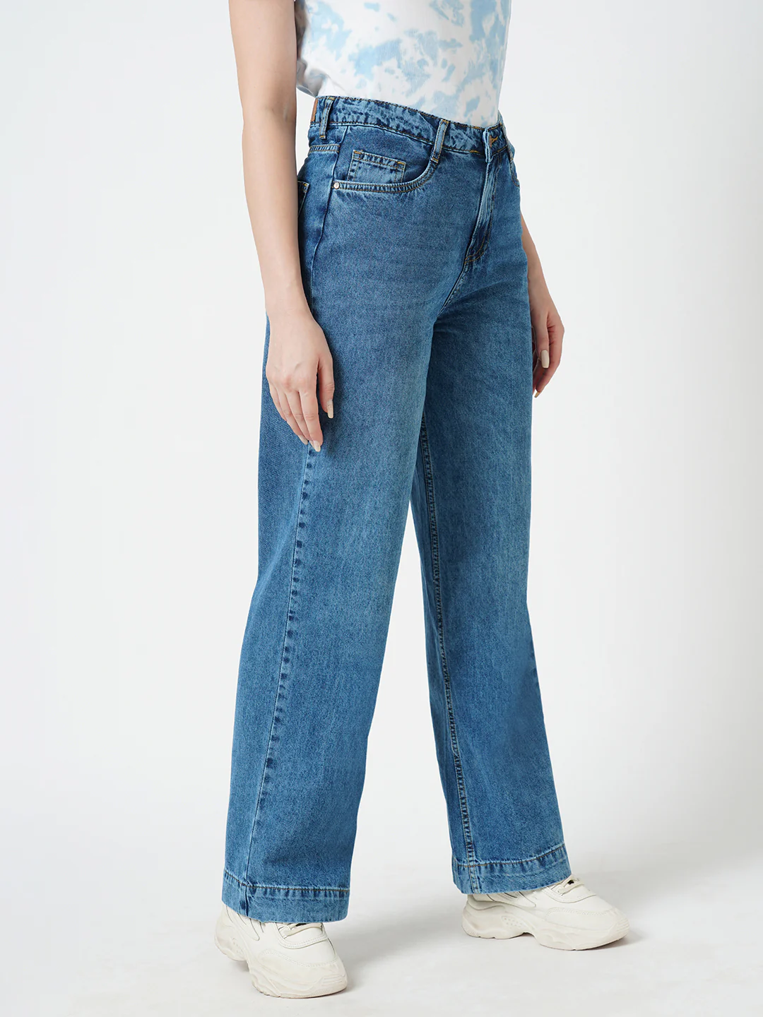 Women Blue High-Rise Wide Leg Jeans - Image 6