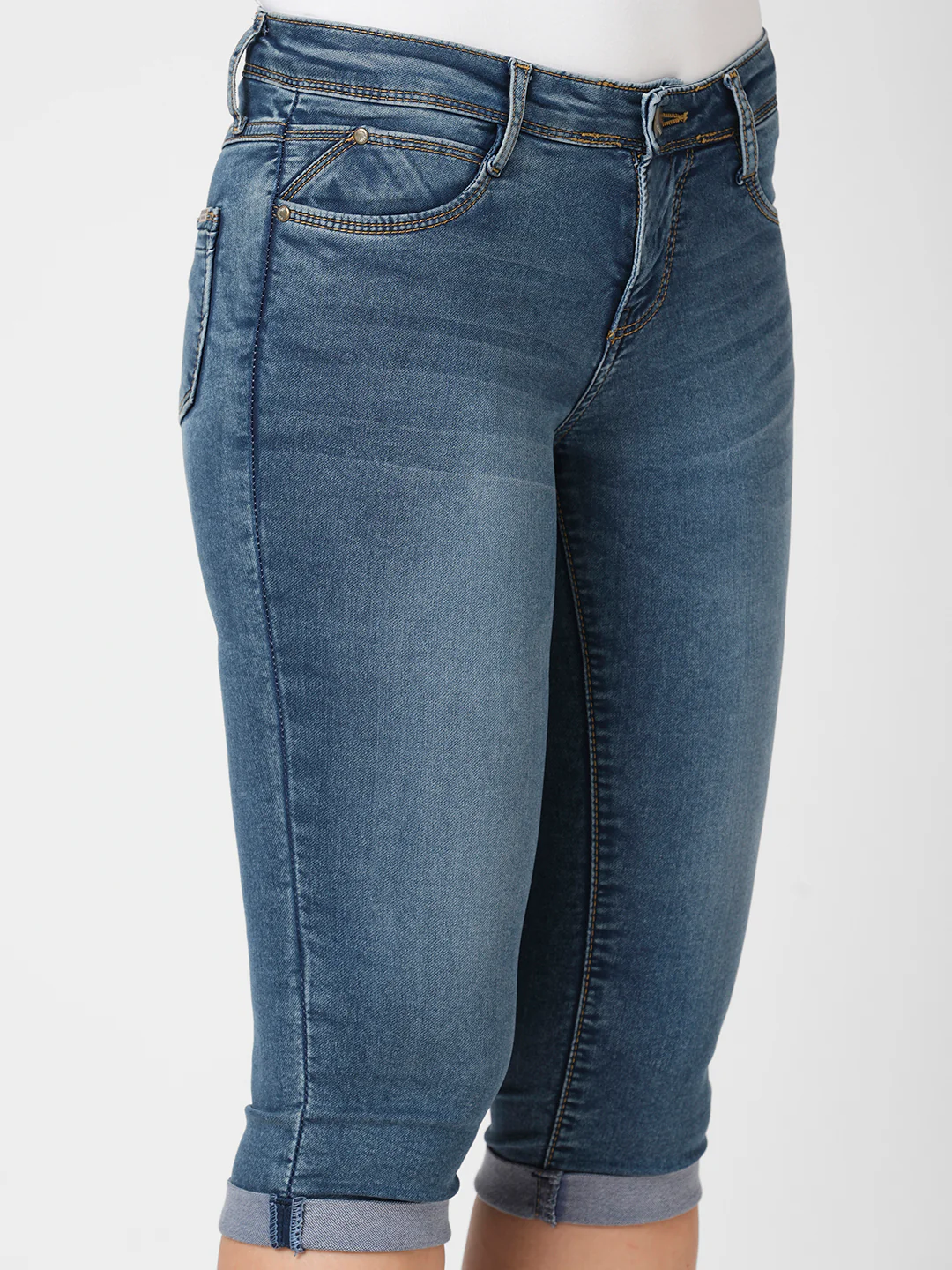 Women Blue Mid-Rise Capri - Image 6