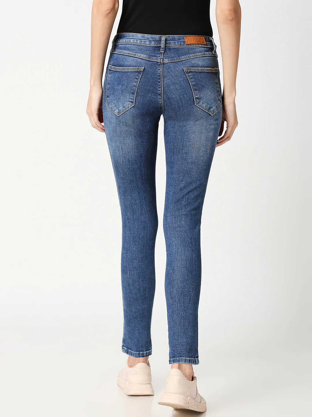 Women Blue Mid-Rise Skinny Crop Jeans - Image 3
