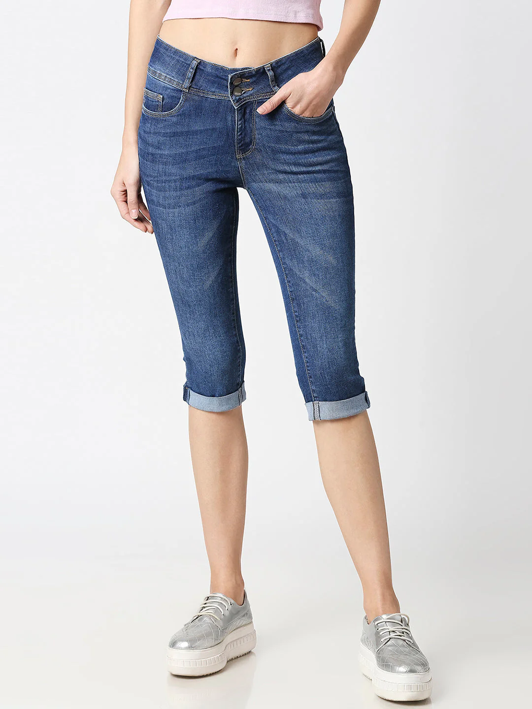 Women Blue Mid-Rise Slim Capri - Image 2