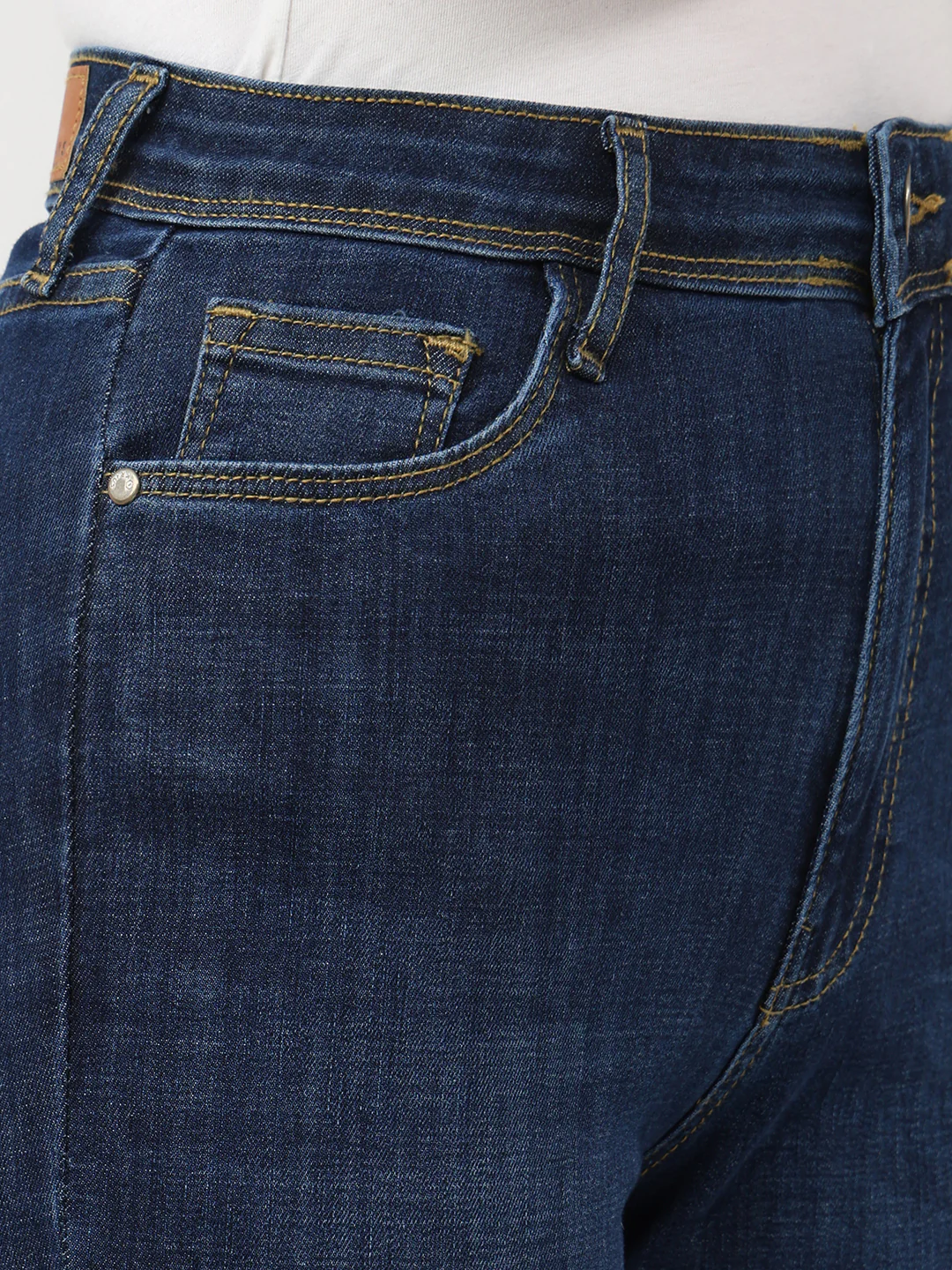 Women Blue Mini Flare Jeans - Image 4