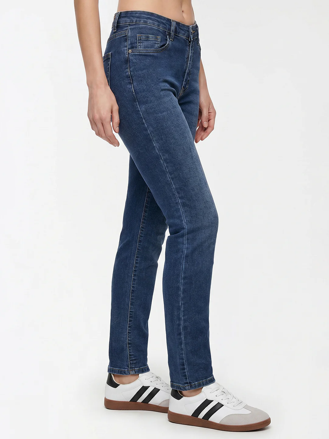 Women Blue Slim High-Rise Straight Fit Jeans - Image 6