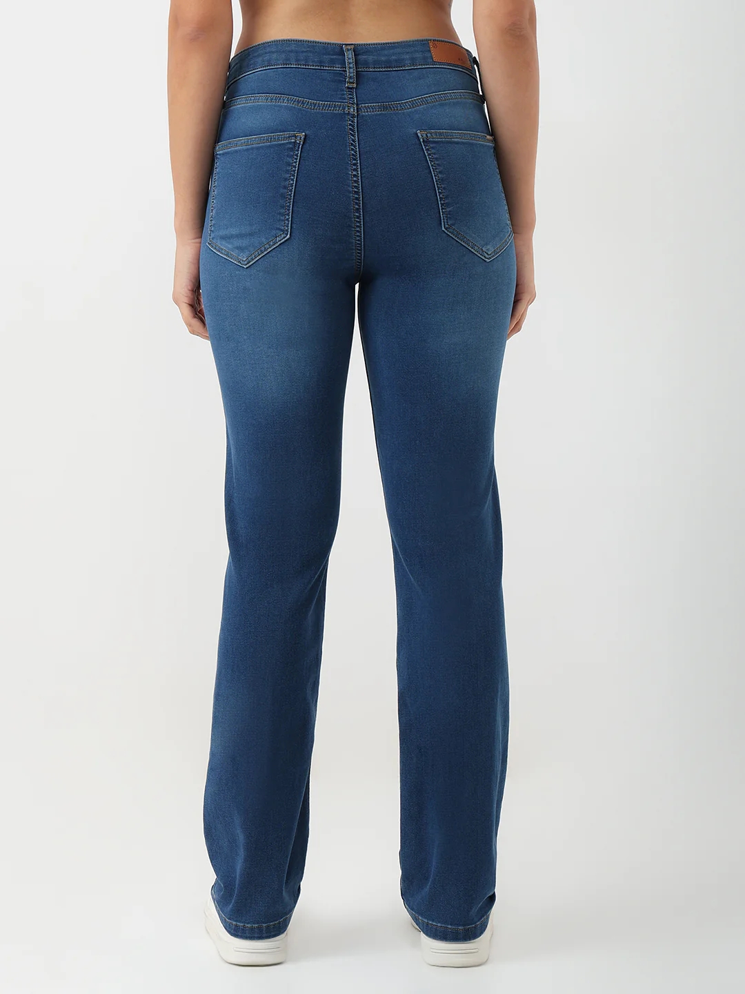 Women Blue Slim Straight Fit Jeans - Image 3