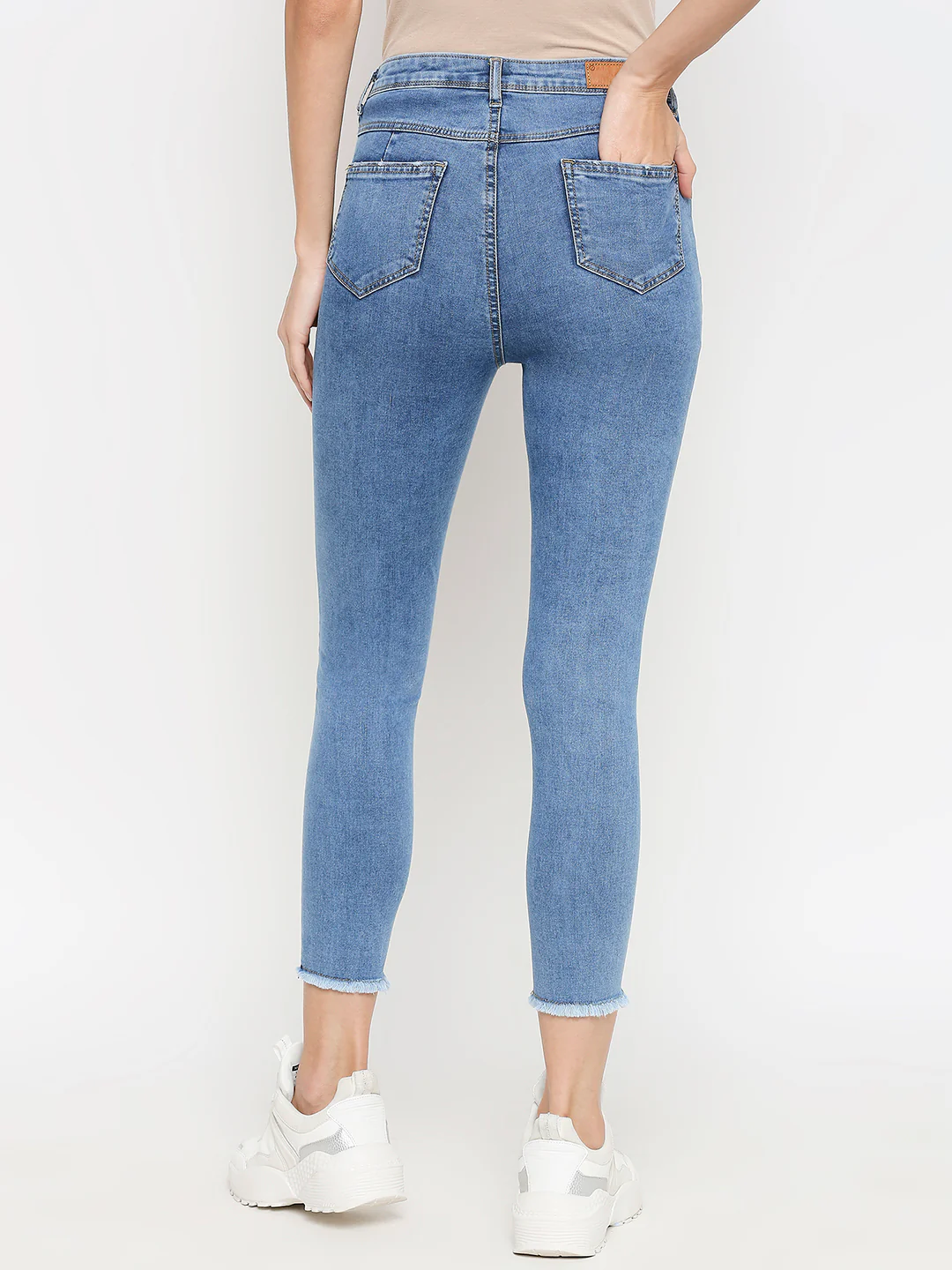 Women Blue Super High-Rise Super Skinny Jeans - Image 3