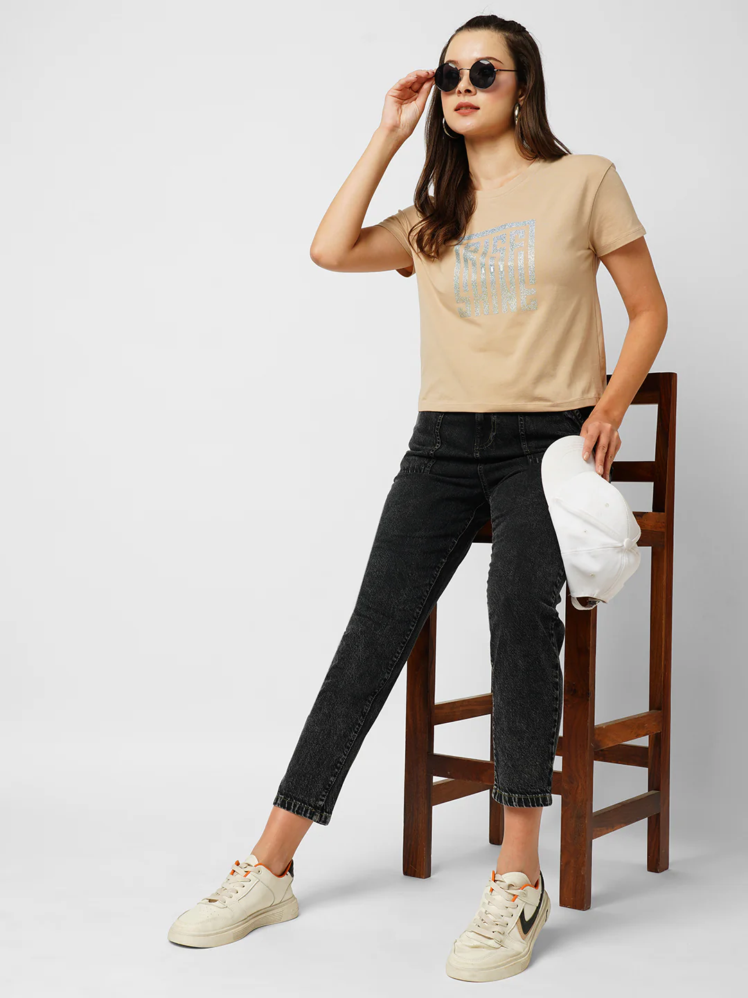 Women Carbon Black High-Rise Baggy Fit Jeans