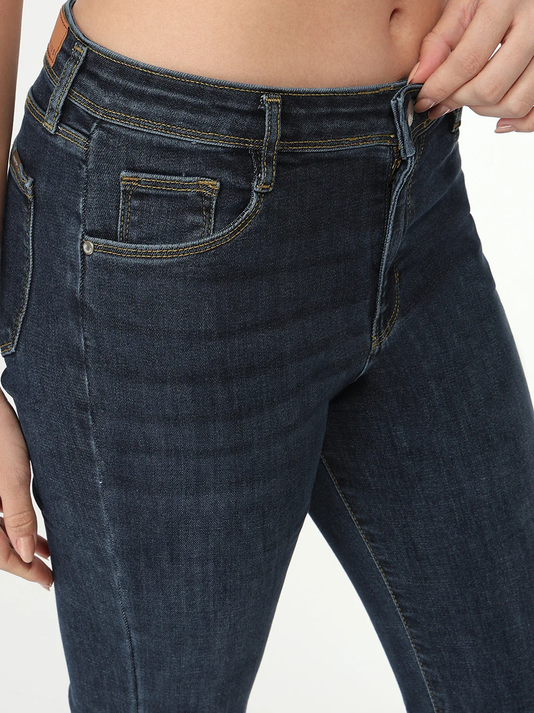 Women Dark Blue High-Rise Flare Jeans - Image 4