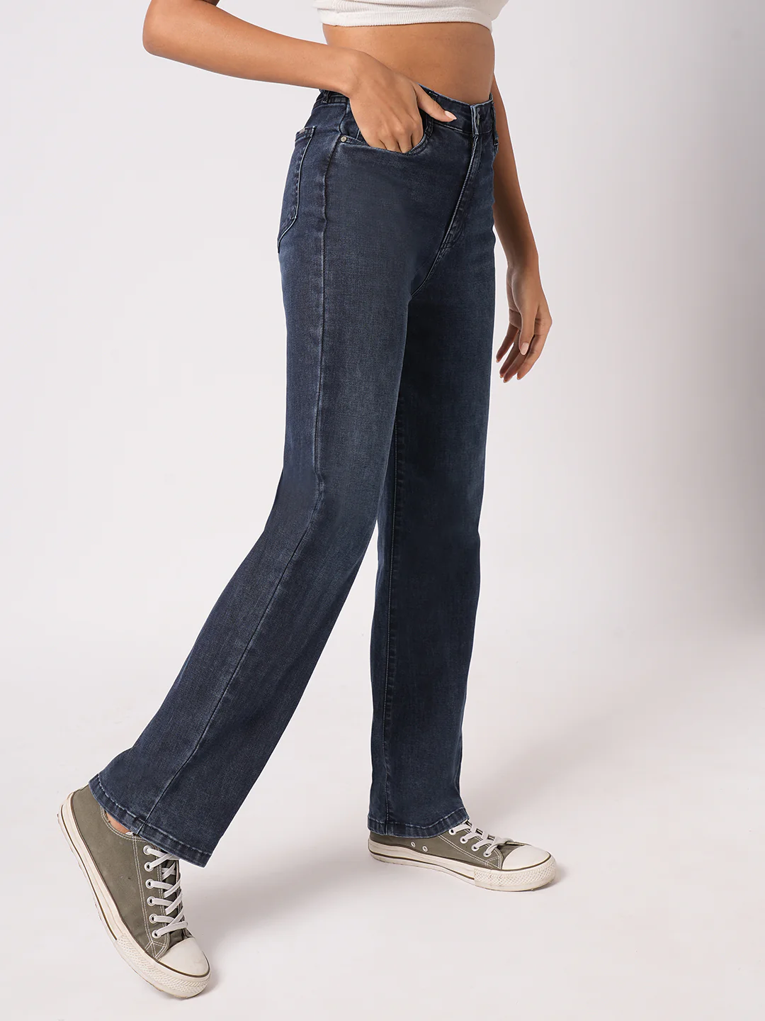 Women Dark Blue High-Rise Loose Straight Jeans - Image 6
