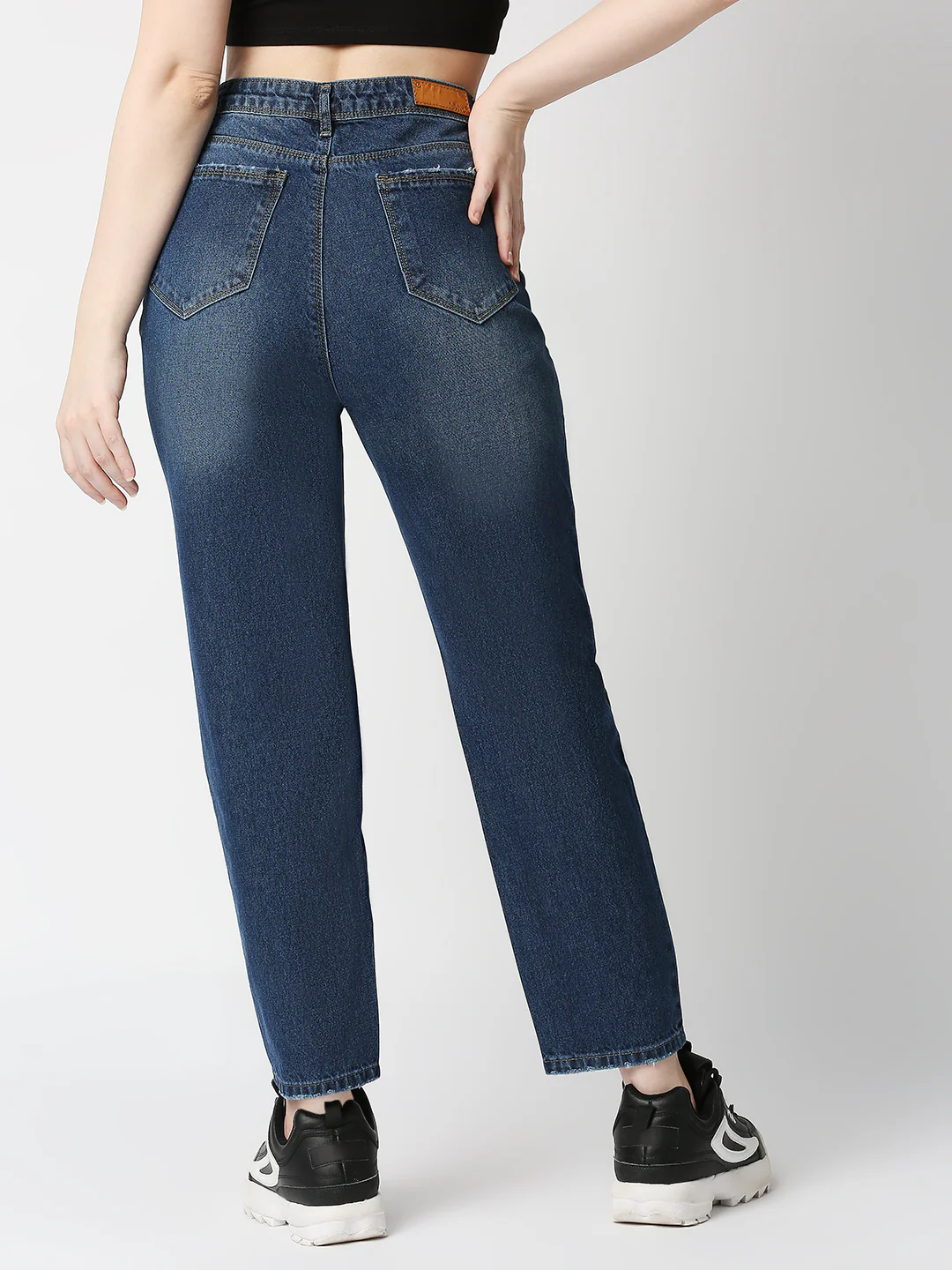 Women Dark Blue High-Rise Mom Fit Jeans - Image 3