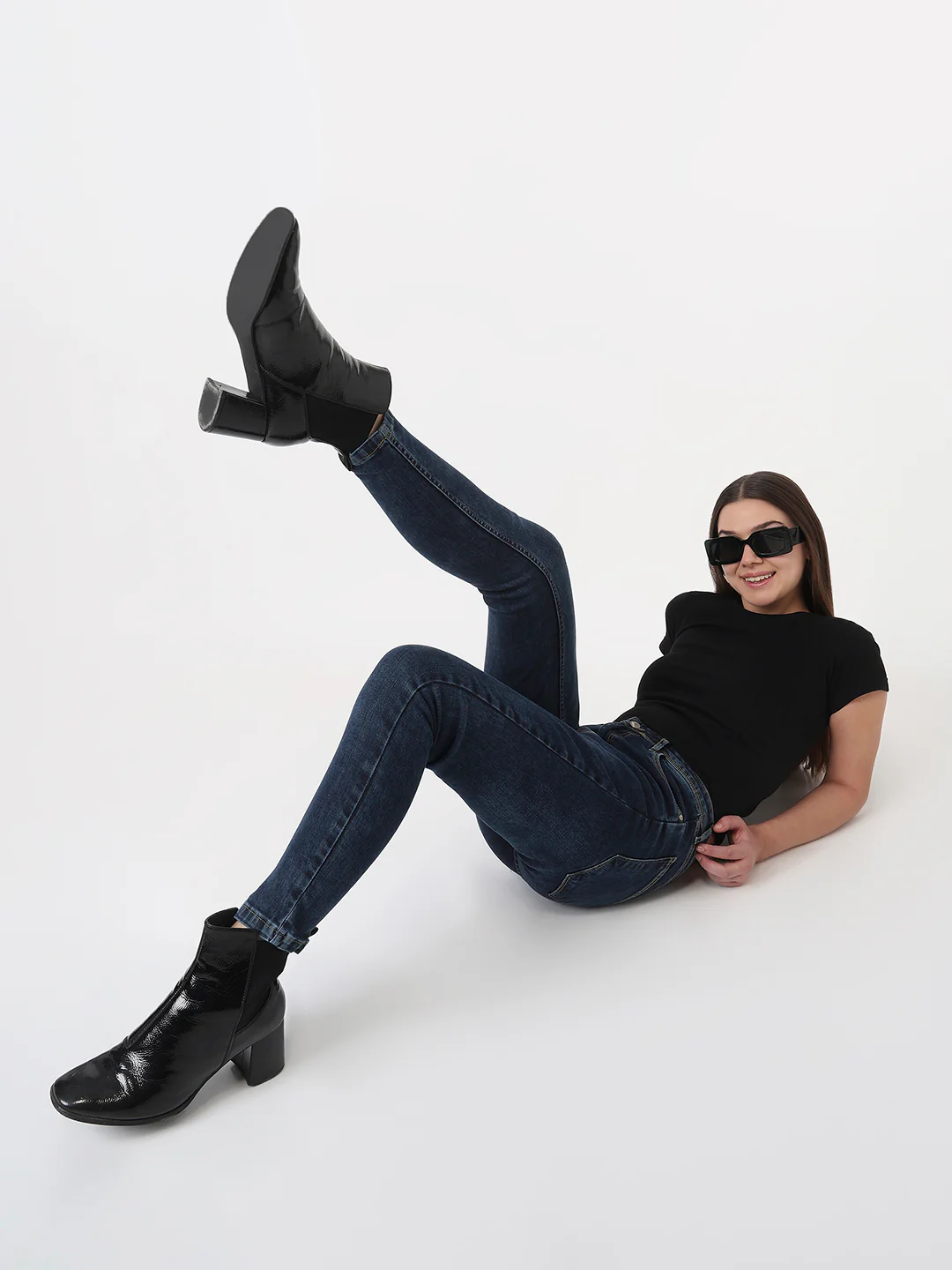 Women Dark Blue High-Rise Skinny Jeans