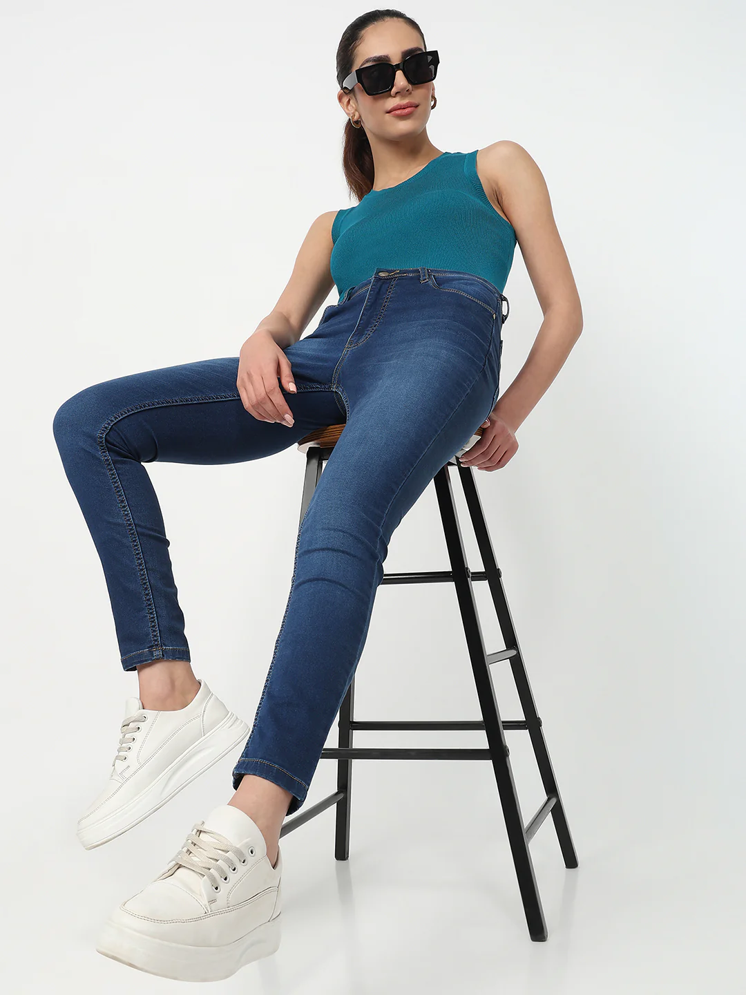 Women Dark Blue High-Rise Skinny Jeans