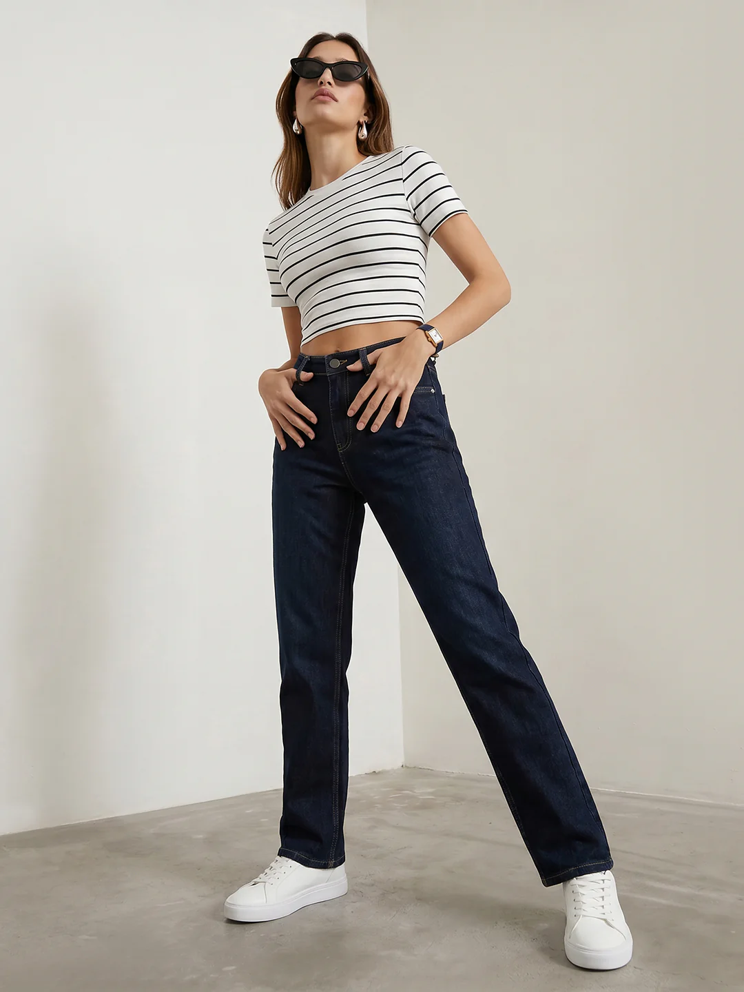 Women Dark Blue Slim Straight Fit Jeans
