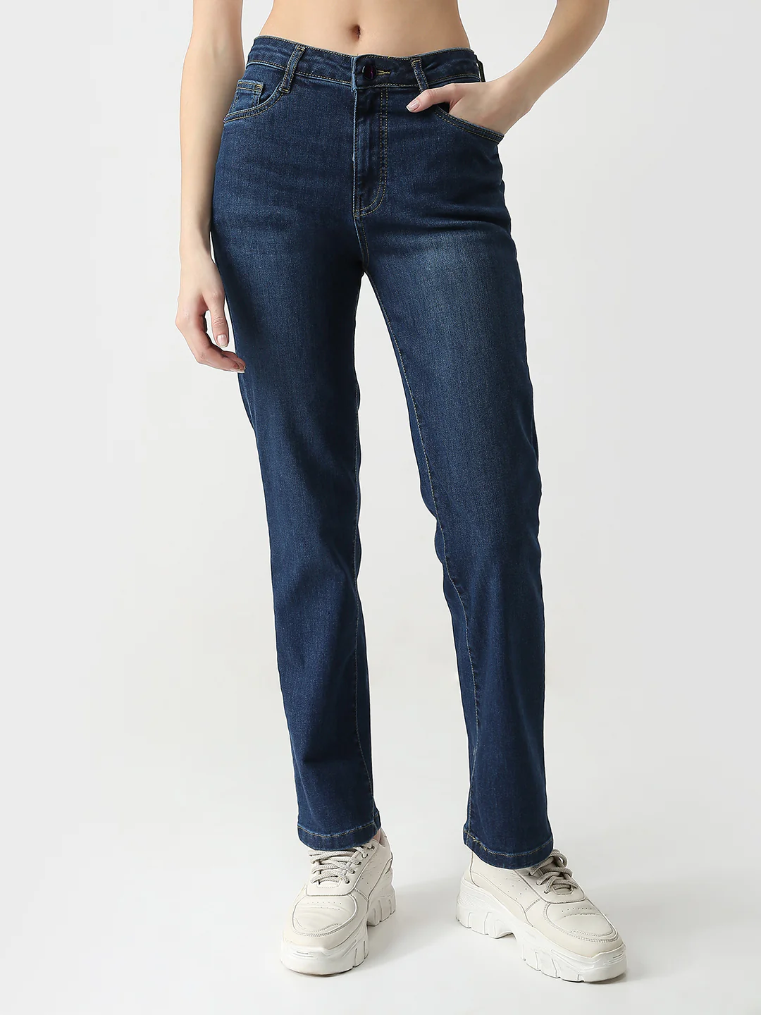 Women Dark High-Rise Slim Straight Jeans - Image 2