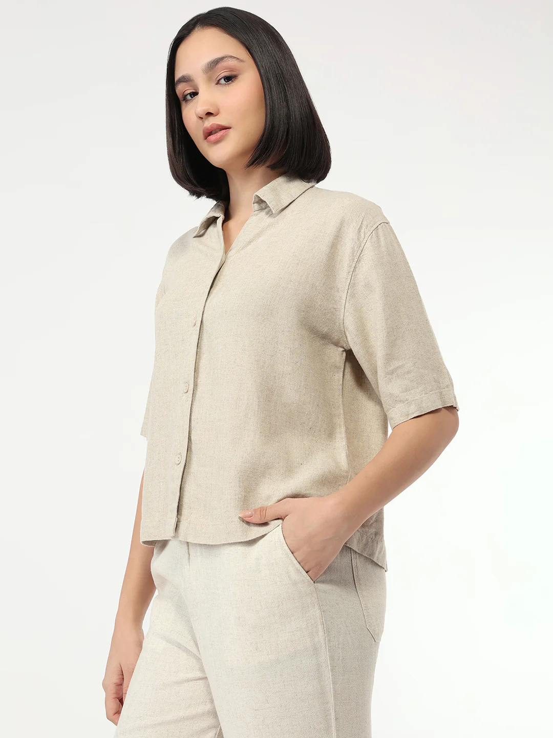Women Dark Natural Slim Fit Crop Shirt - Image 4
