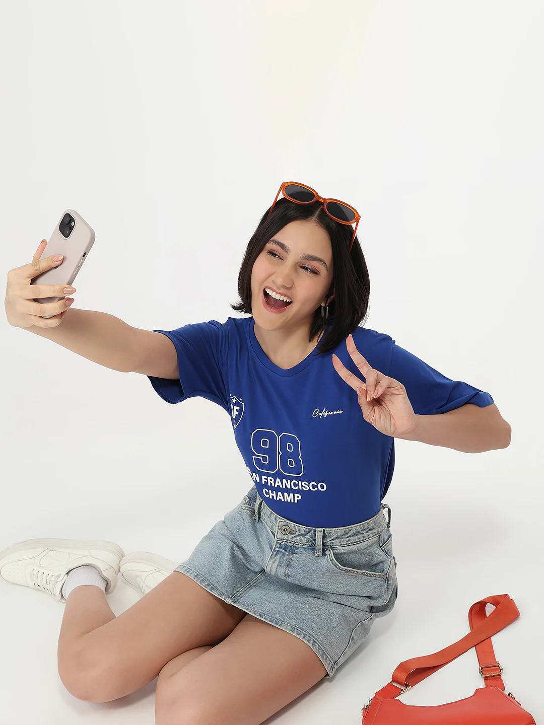 Women Electric Blue Slim Fit Boxy T-Shirt - Image 2