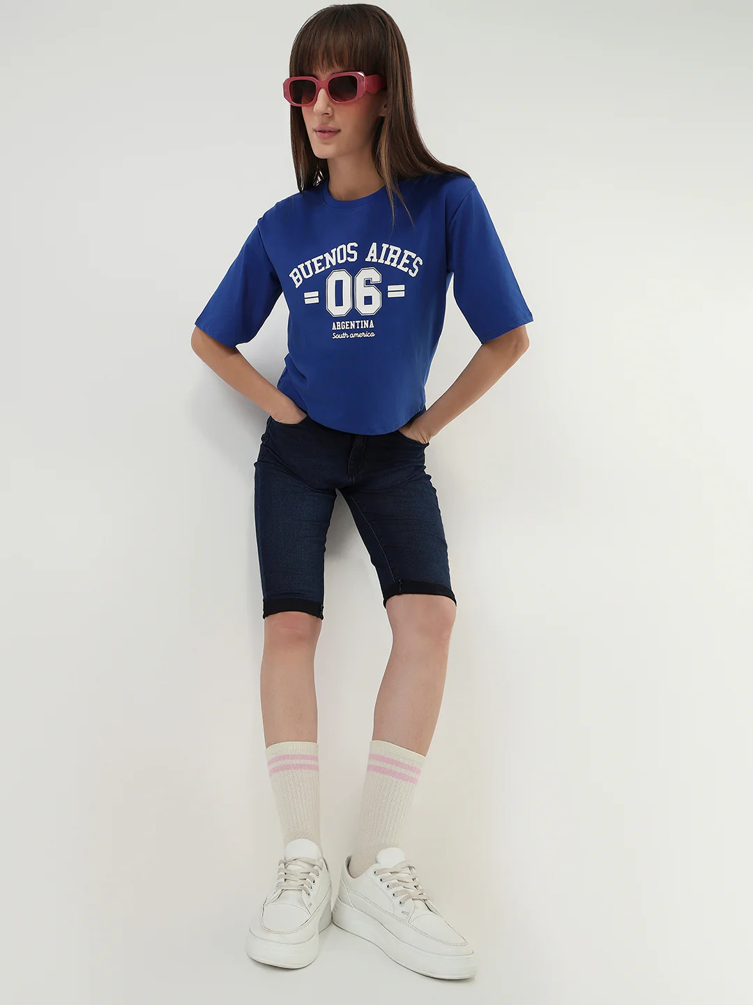 Women Electric Blue Slim Fit Graphic Crop T-Shirt