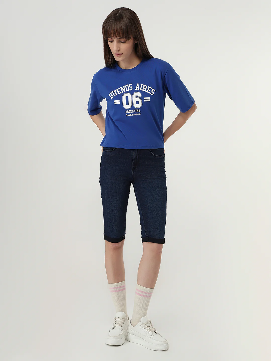 Women Electric Blue Slim Fit Graphic Crop T-Shirt - Image 4