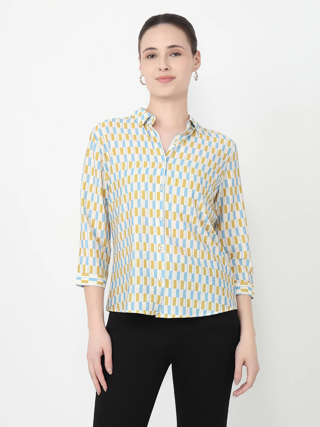 Women Geometric Print Slim Fit Shirt - Image 2