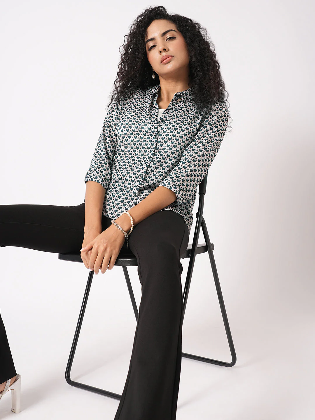 Women Geometric Printed Shirt - Image 4
