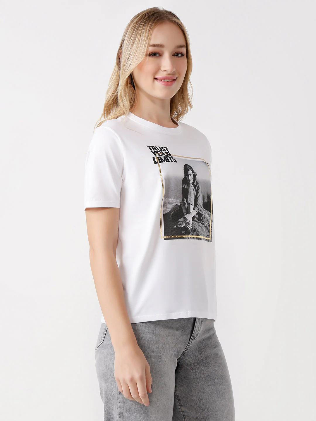 Women Graphic Tees - Image 4