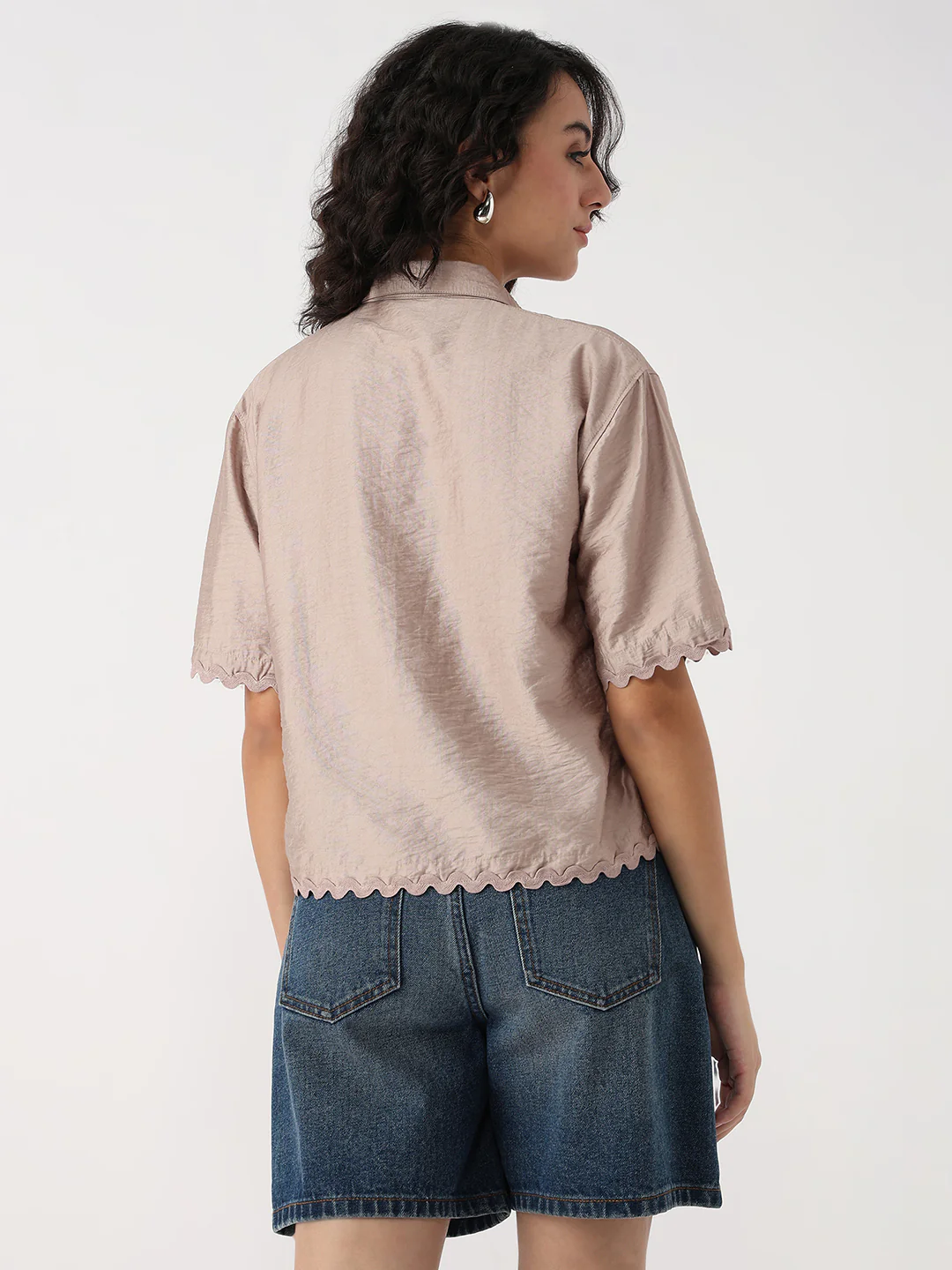 Women Gray Daze Slim Crop Shirt - Image 3