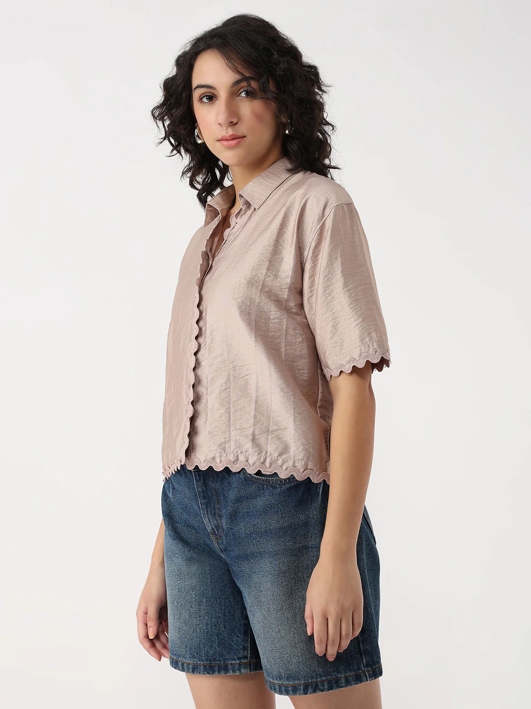 Women Gray Daze Slim Crop Shirt - Image 4