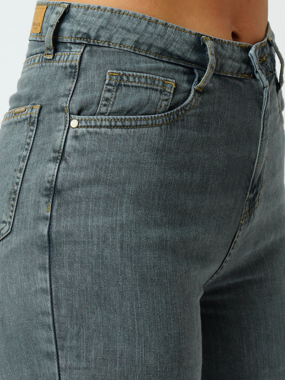 Women Grey High-Rise Loose Straight Jeans - Image 6